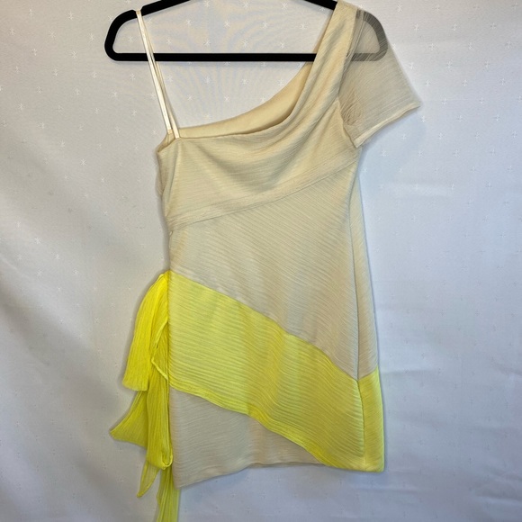 BCBG dress - Picture 4 of 4